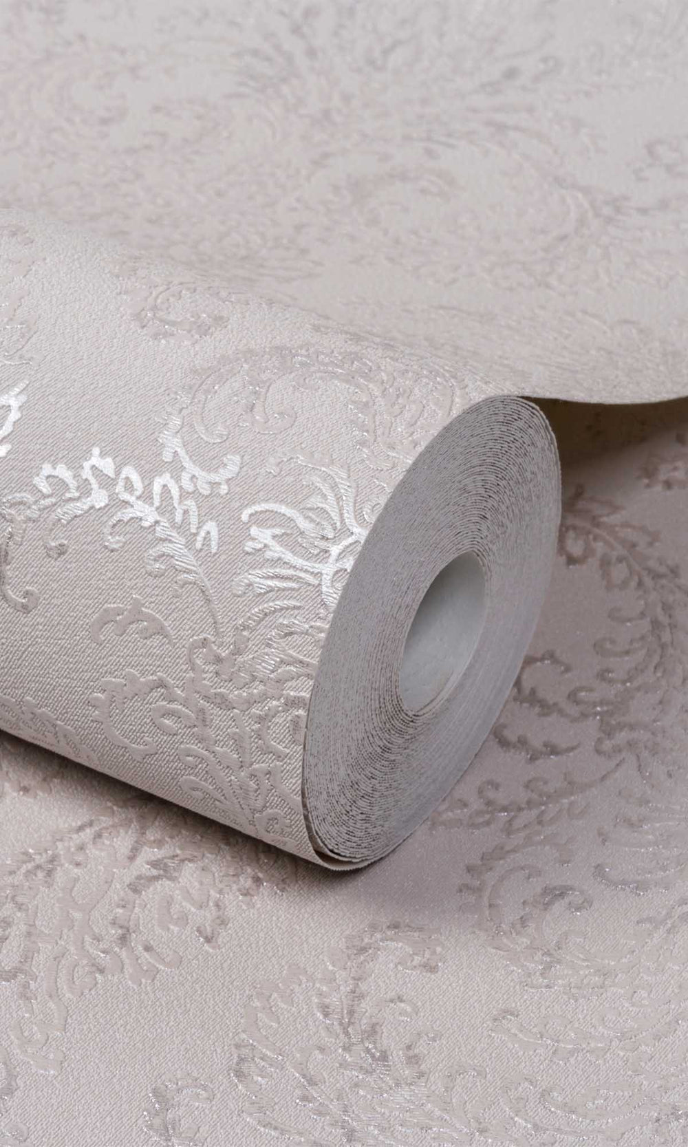 En Plein Air Damask All-Over Wallpaper R10209