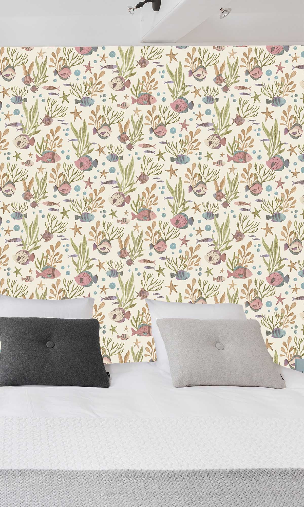 Mellow Rose Underwater Scene Wallpaper R10233