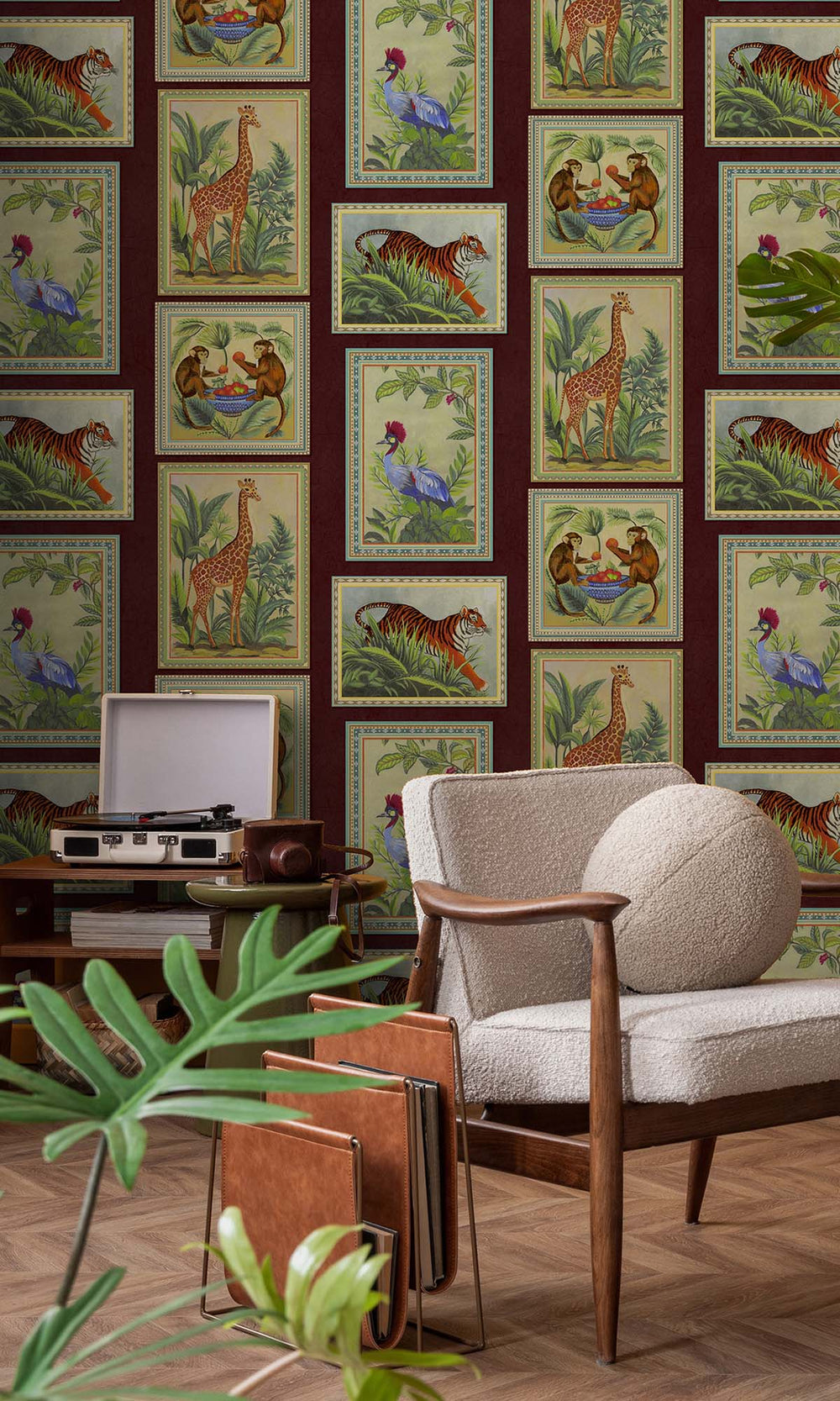 Berry Framed Jungle Beasts Wallpaper R10248