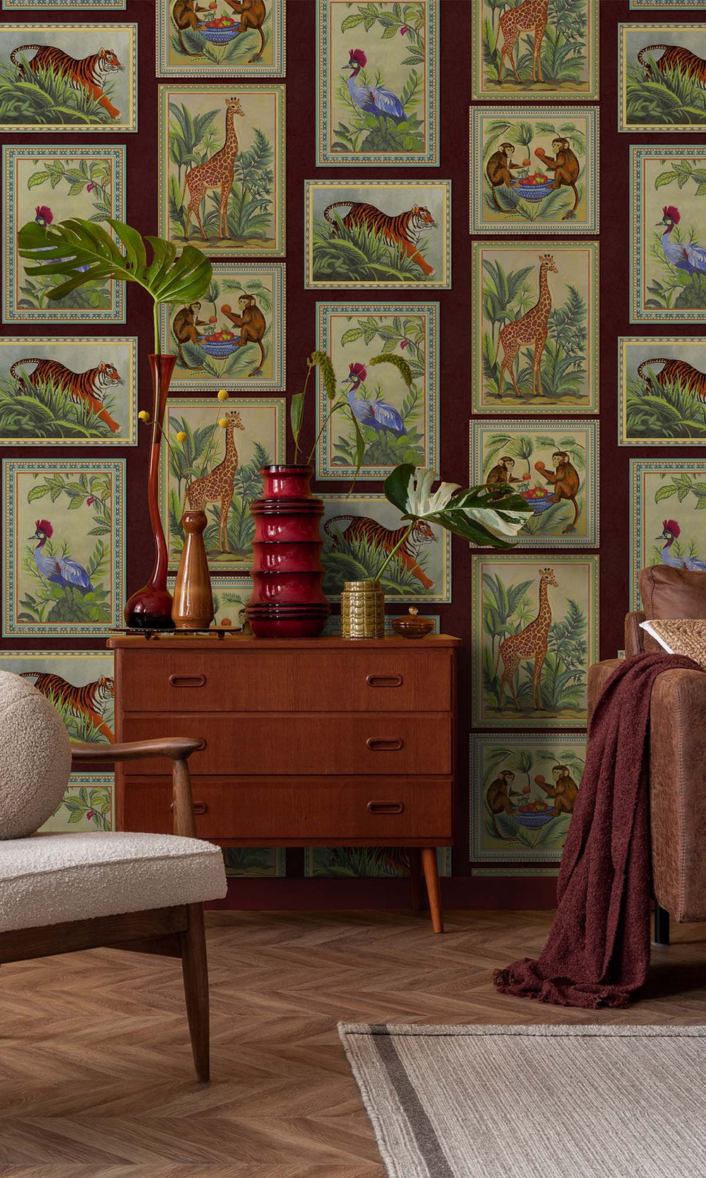 Berry Framed Jungle Beasts Wallpaper R10248