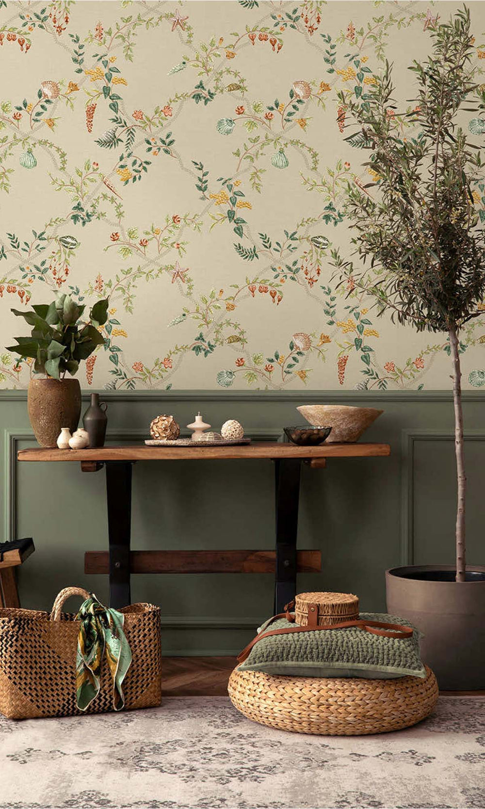 Coral/Beige/Green Floral Ocean Trellis Wallpaper R10268