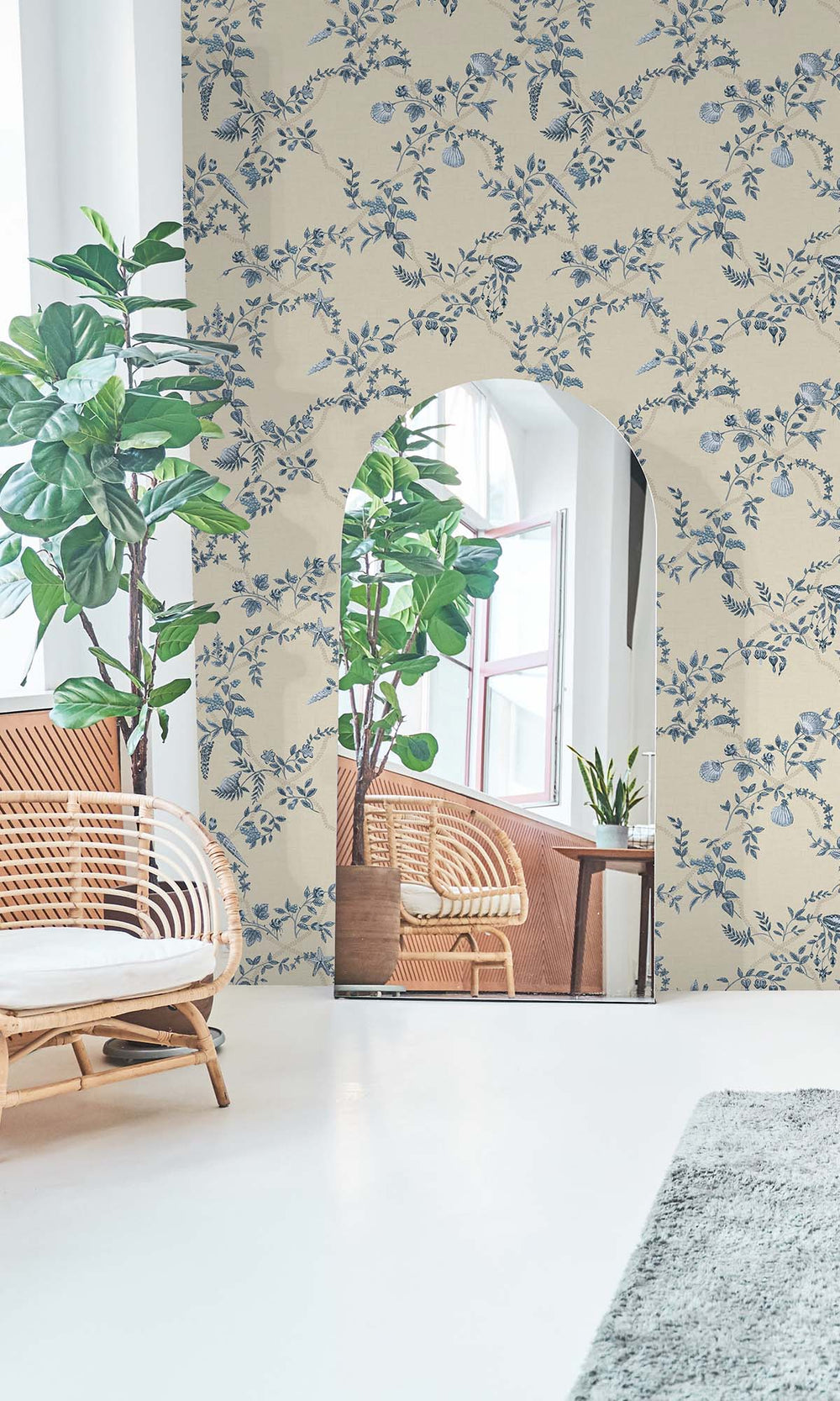 Blue/Cream Floral Ocean Trellis Wallpaper R10269