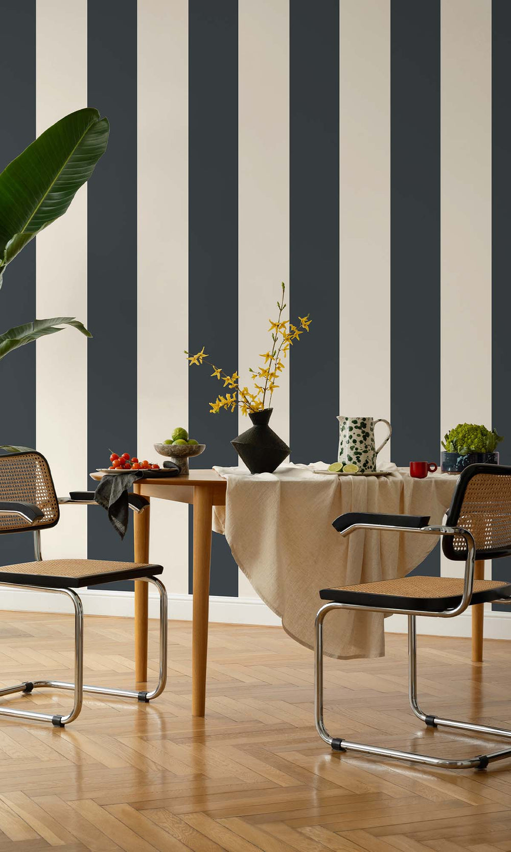 Navy Bold Stripes Wallpaper R10278