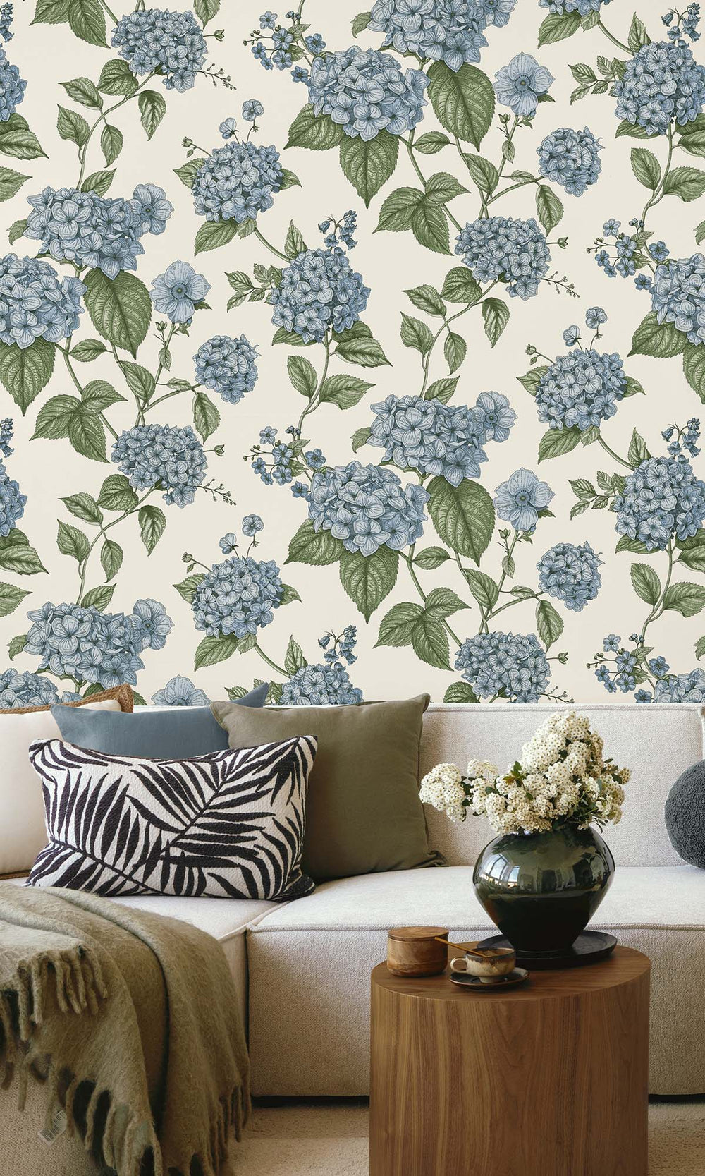 Blue/Green Elegant Hydrangea Wallpaper R10285
