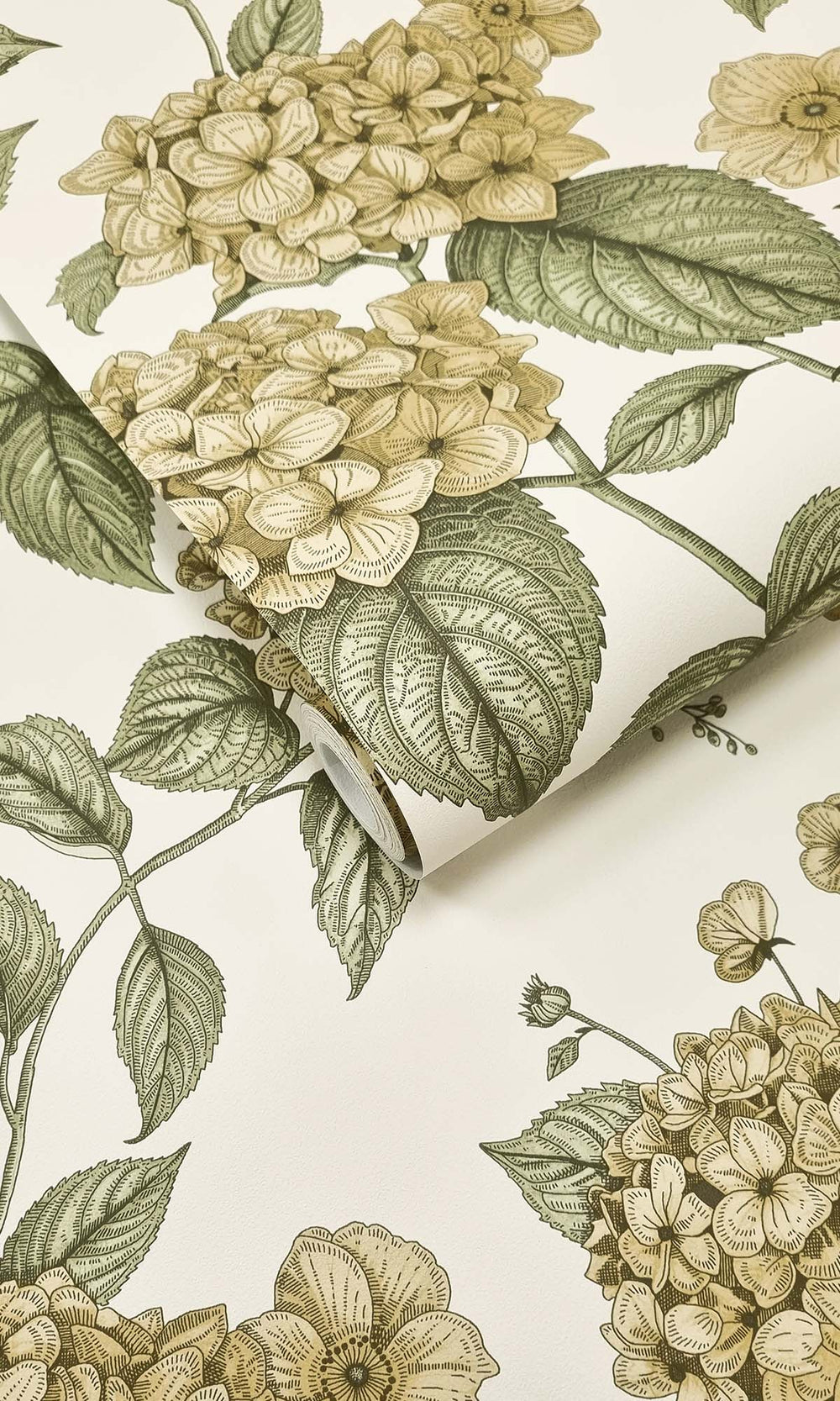 Ochre/Green Elegant Hydrangea Wallpaper R10286
