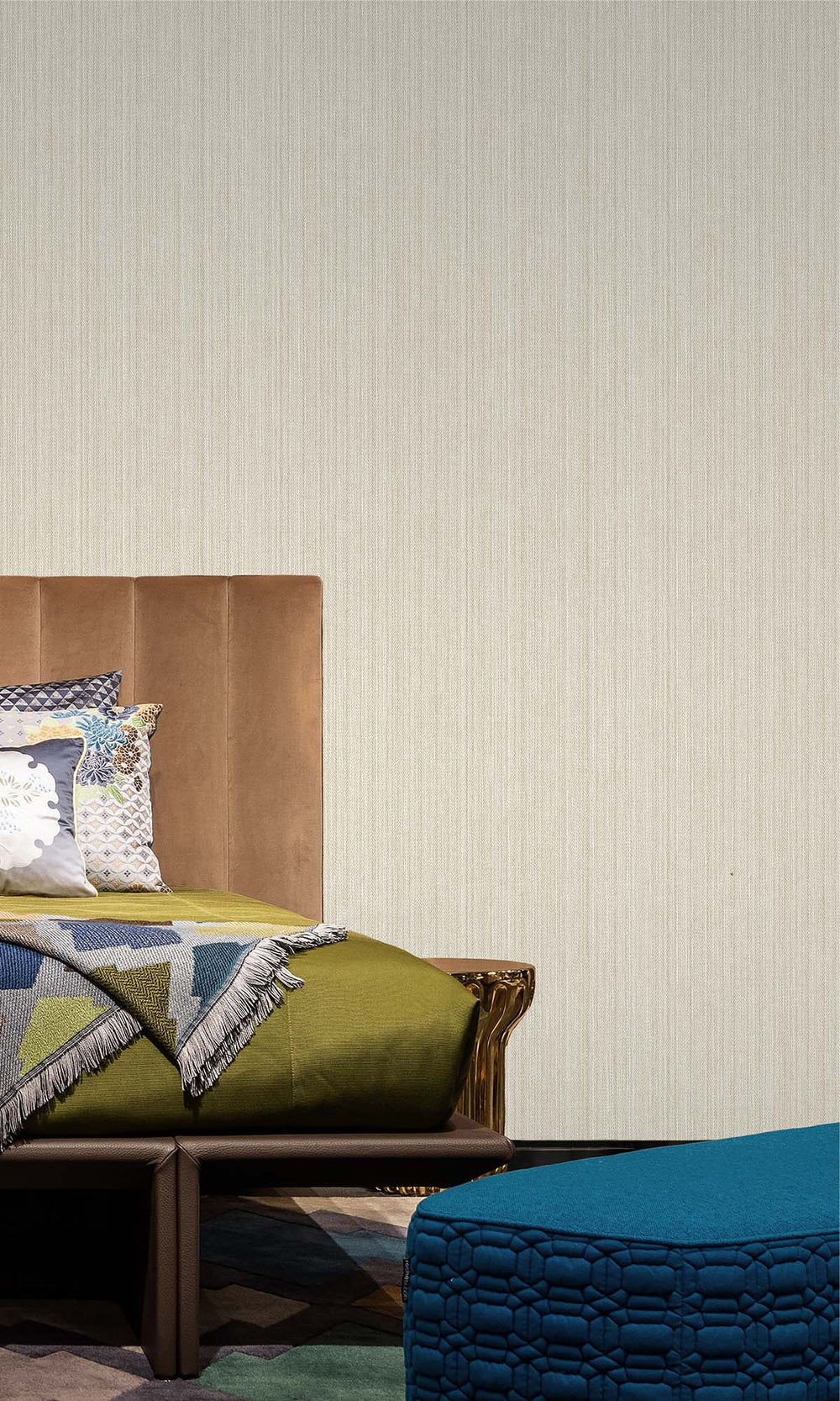 Cream Metallic Acrylic Chevron Print Wallpaper R10342