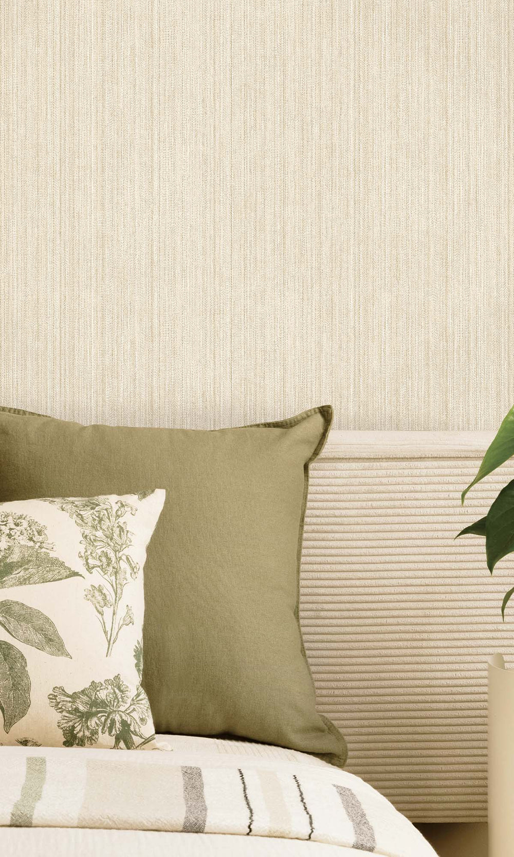 Cream Metallic Acrylic Chevron Print Wallpaper R10342