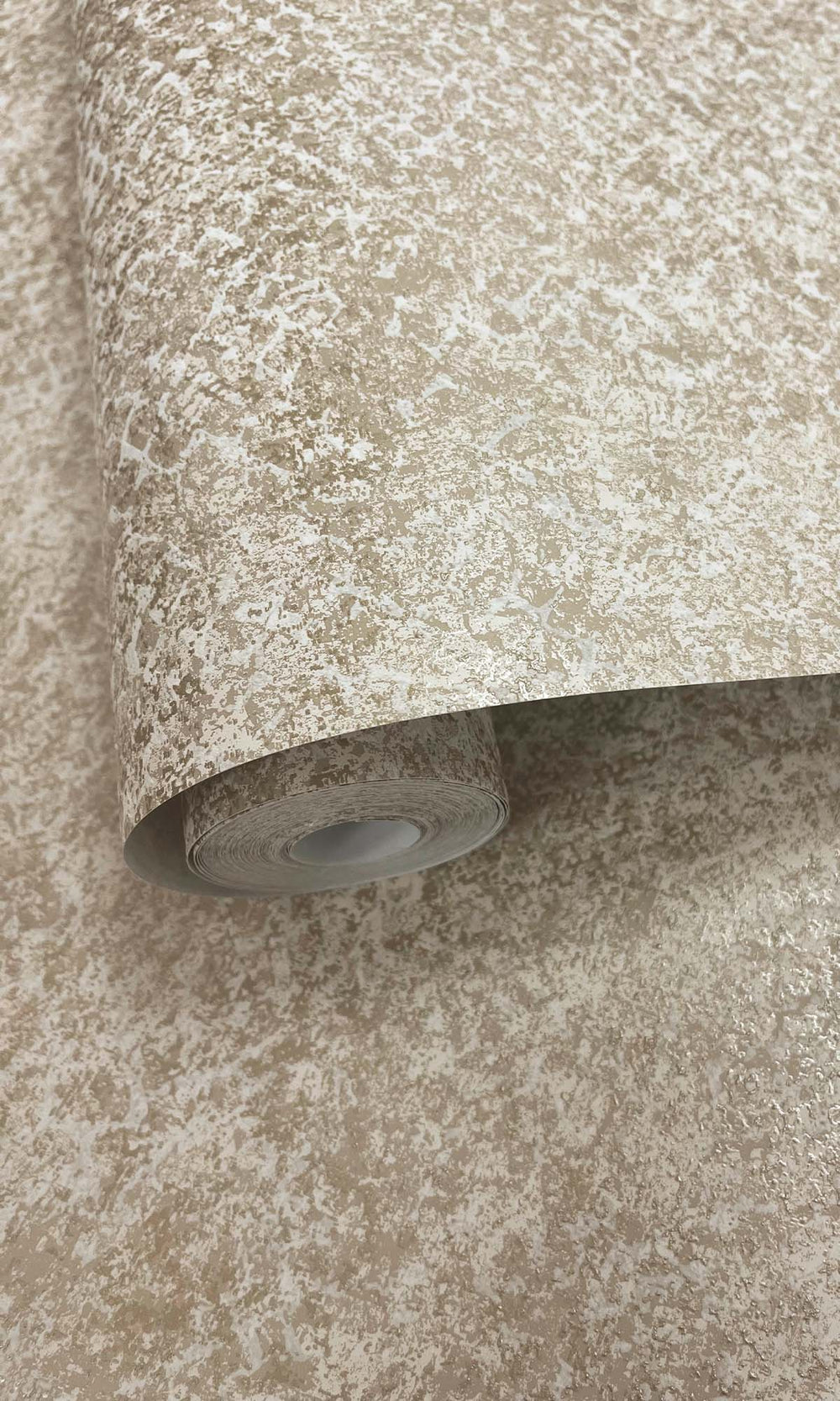 Cream Textured Faux Snakeskin Wallpaper R10348