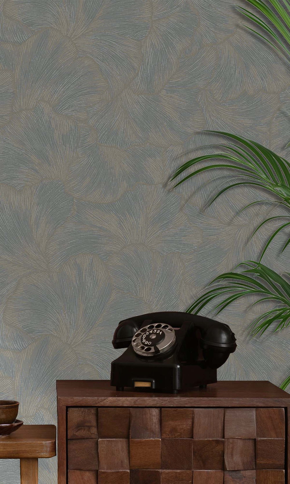 Blue Textured Ginko Leaves Wallpaper R10358