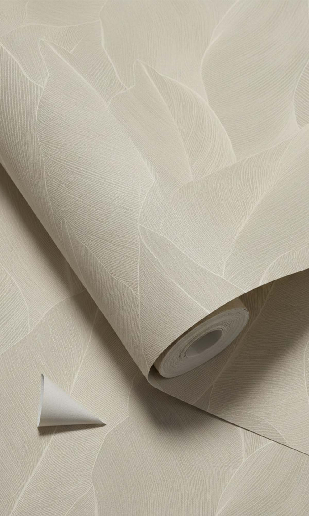 Cream Allover Anthurium Leaf Wallpaper R10360