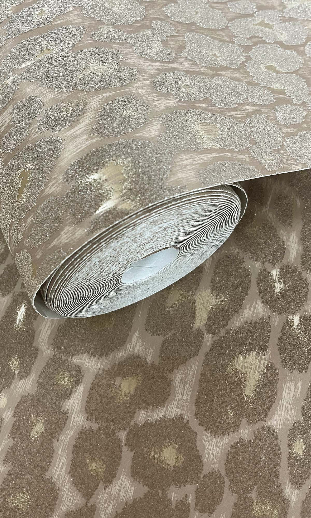 Taupe Beaded Leopard Print Wallpaper R10367