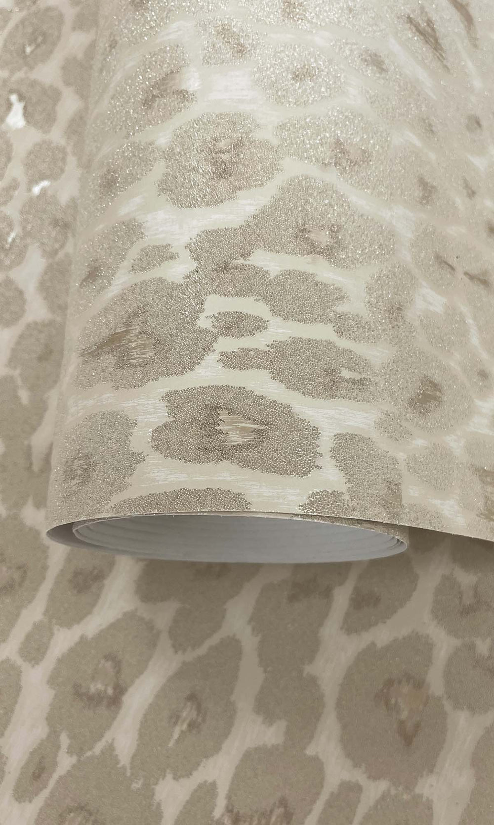 Cream Beaded Leopard Print Wallpaper R10368