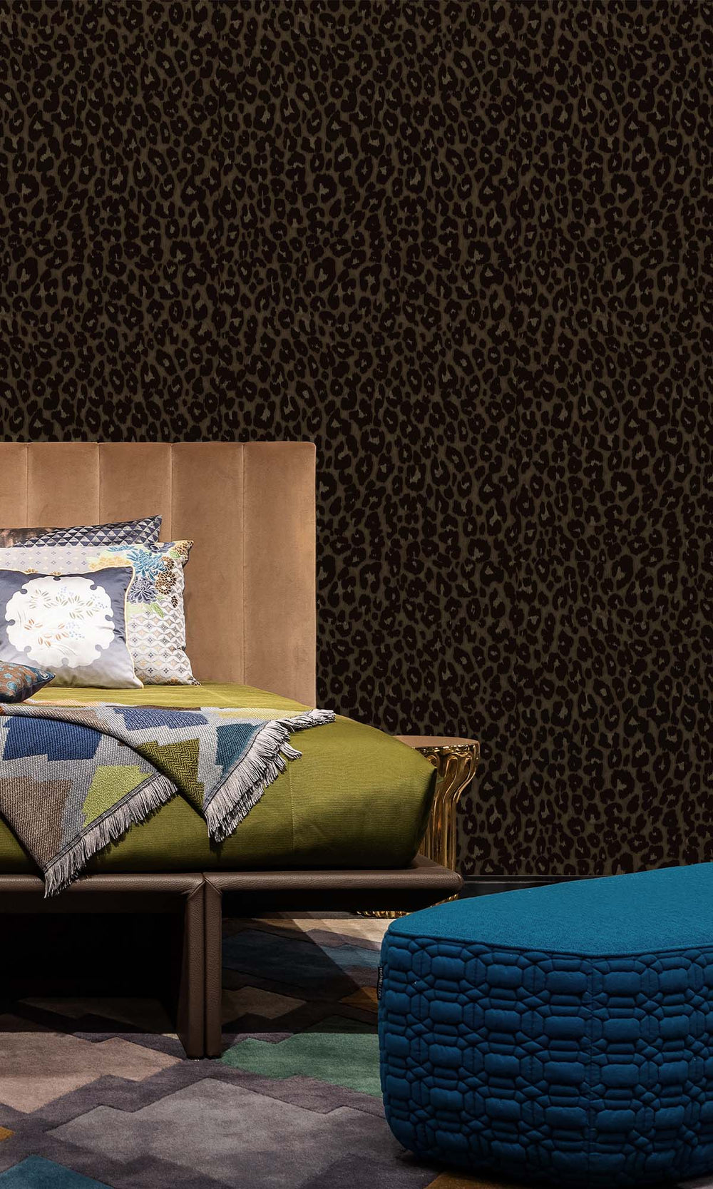 Umber Flocked Leopard Print Wallpaper R10369