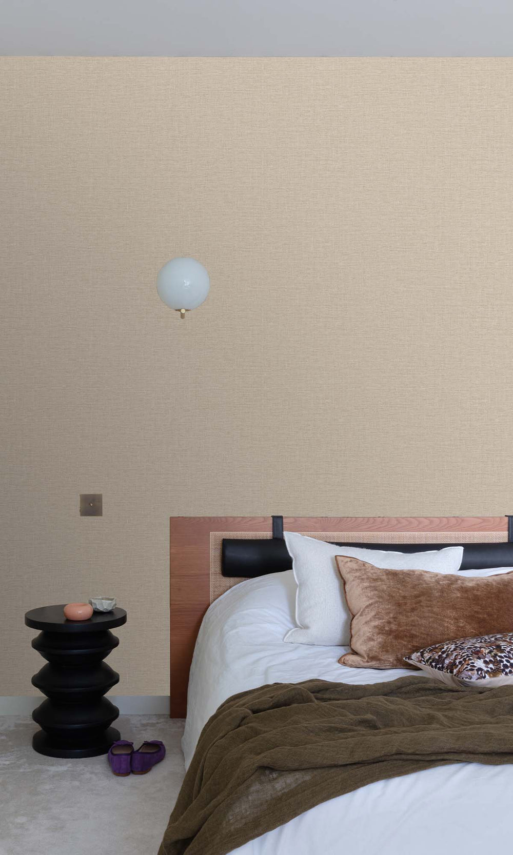 Sandshell Faux Linen Weave Wallpaper R10479