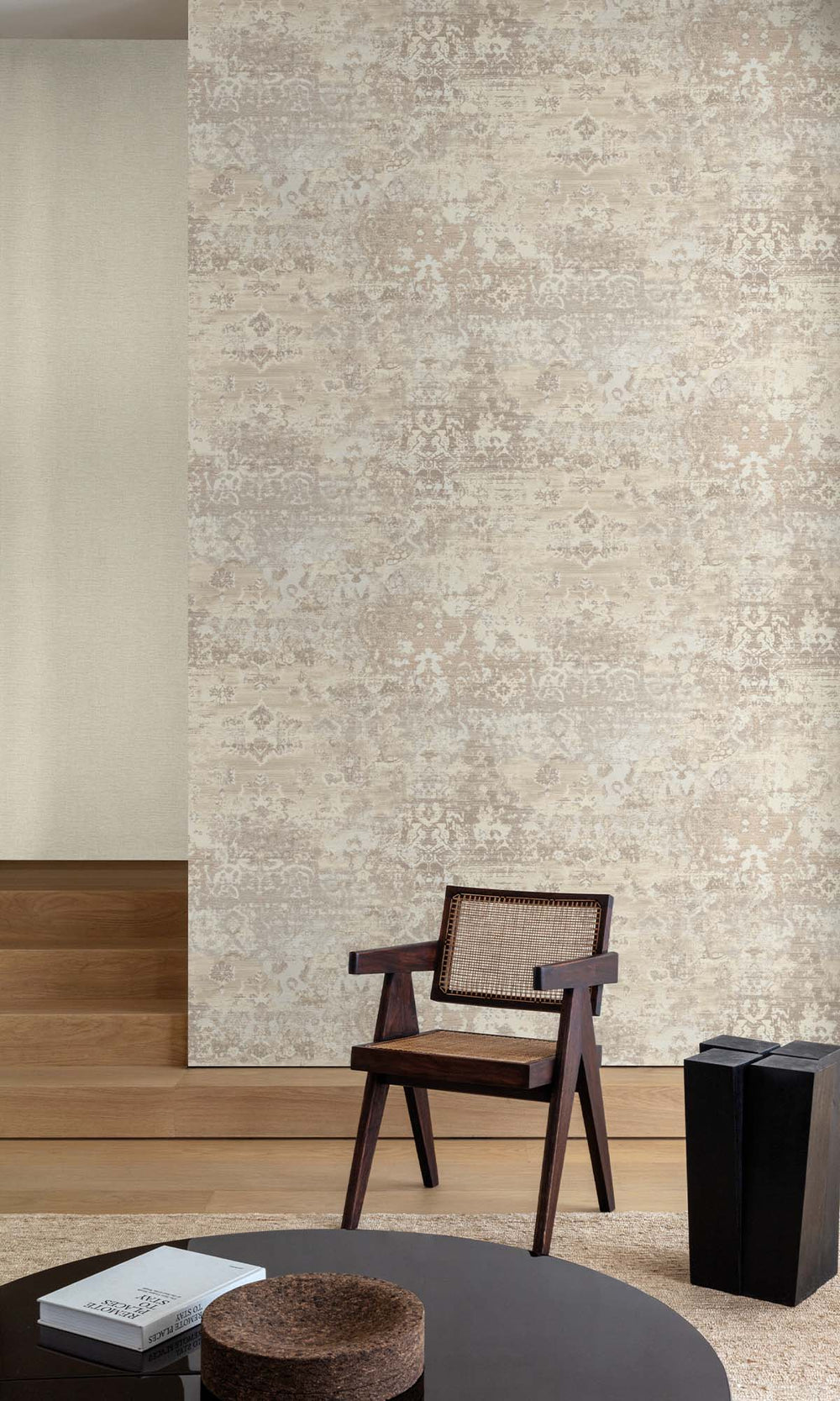 Ecru White Abstract Damask Wallpaper R10506
