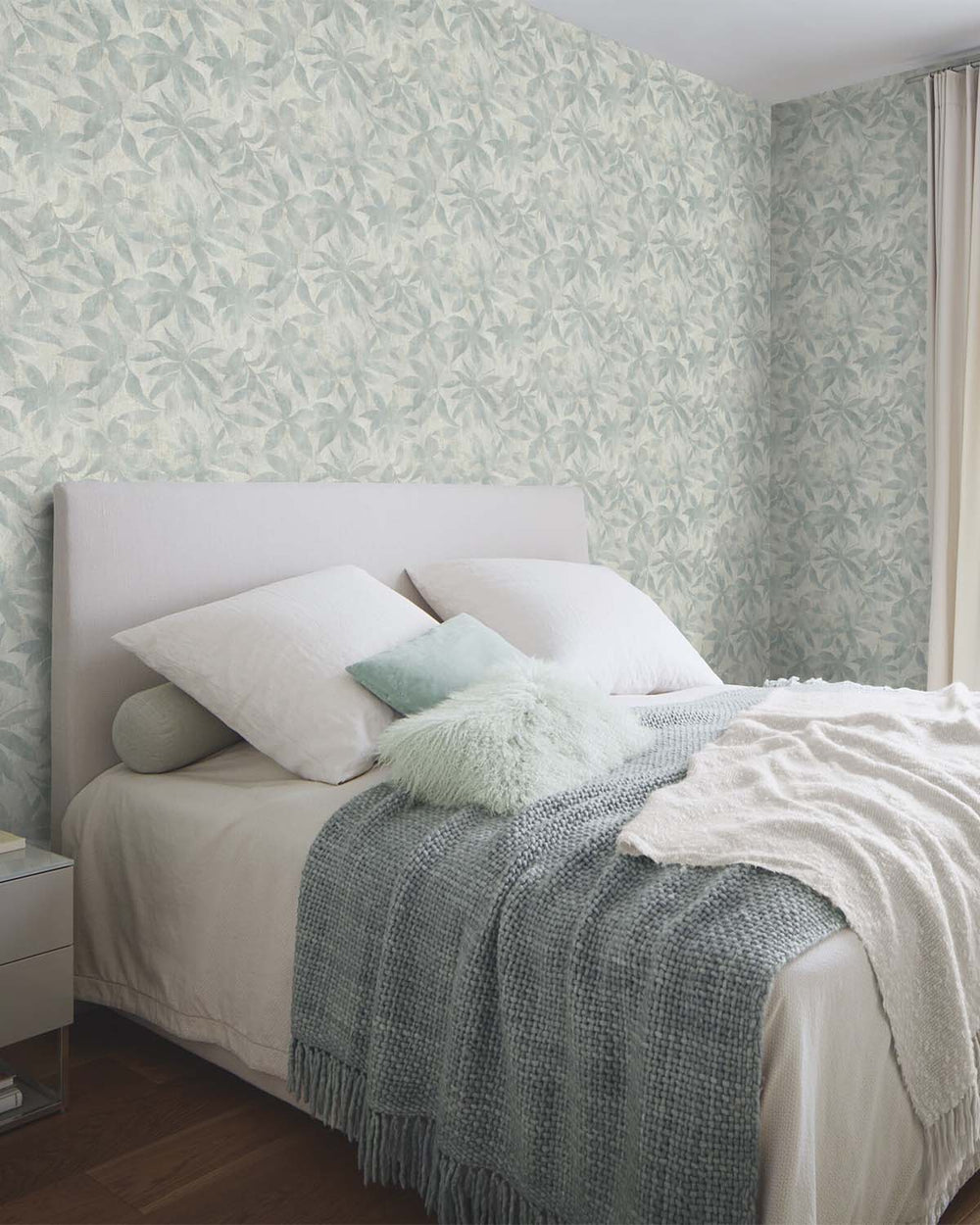 Grey Jade Textured Floral Leaves Wallpaper R10538