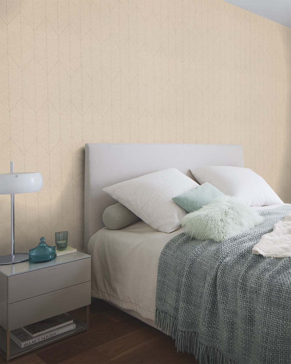 Swiss Coffee Chevron Print Wallpaper R10545