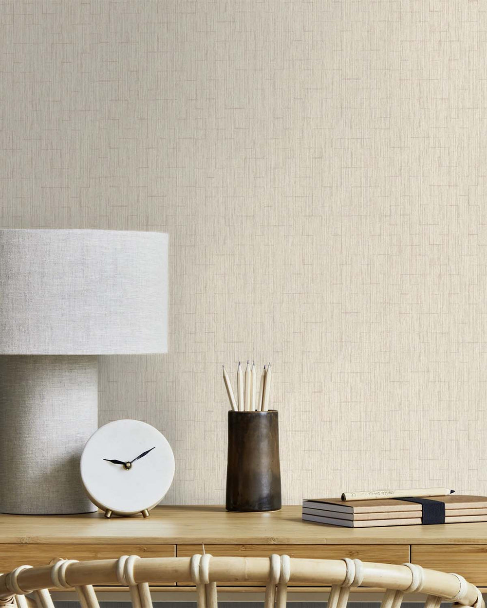 Parisian Cashmere Intertwined Lines Wallpaper R10562
