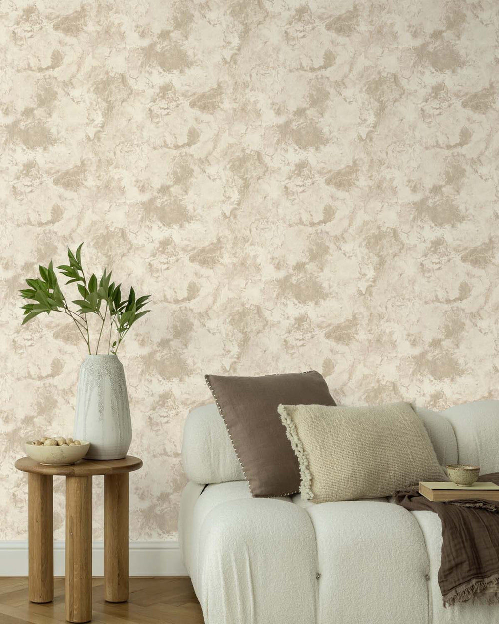 Antique White Abstract  Concrete Effect Wallpaper R10581