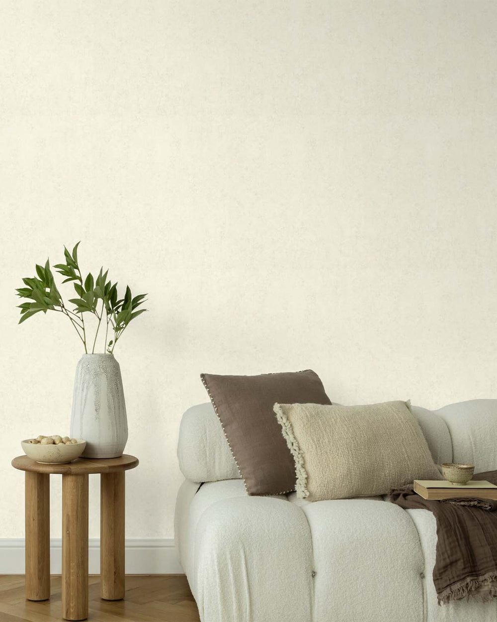 Early Snow Concrete Effect Wallpaper R10602