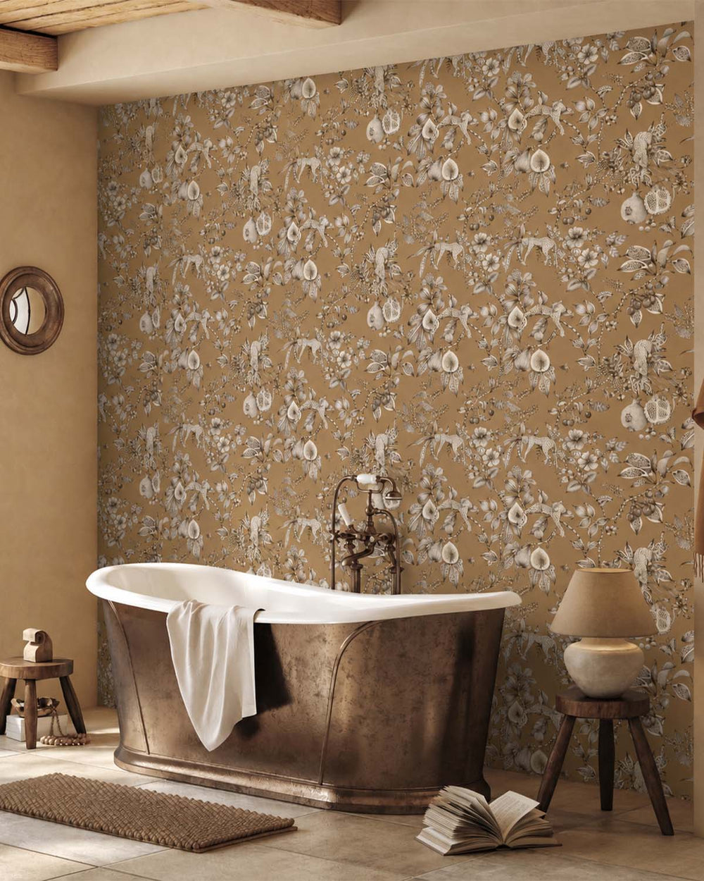 Gold Whimsical Leopards Wallpaper R10642