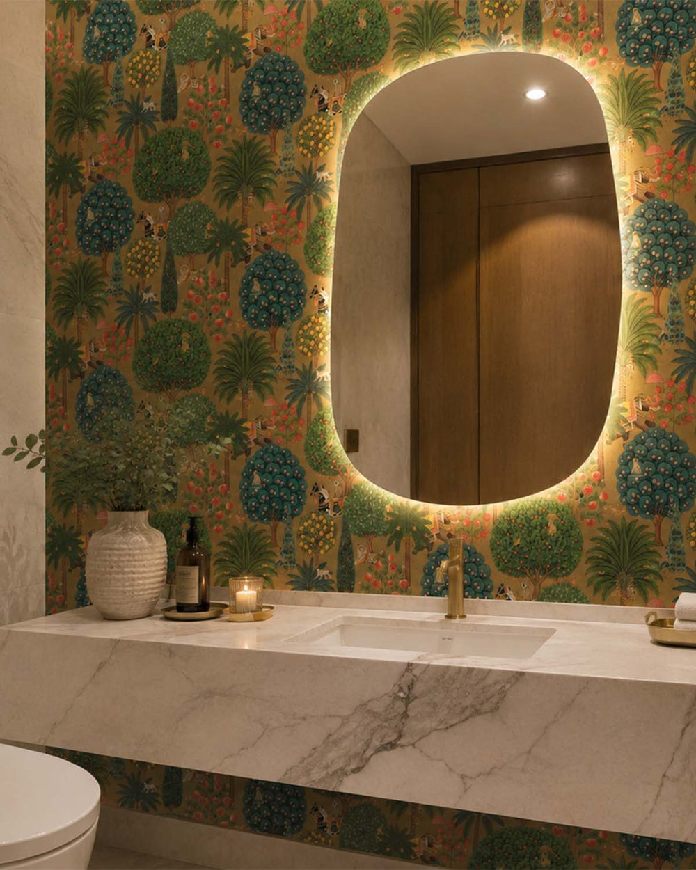 Antique Gold Lush Tropical Forest Wallpaper R10654