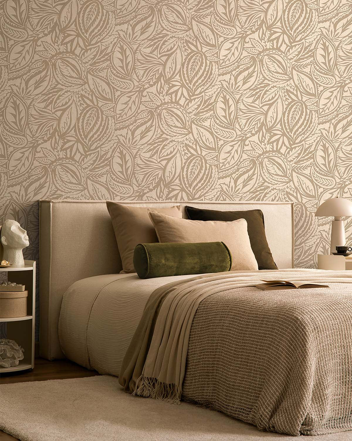 Beige Paisley Leaves Wallpaper R10664