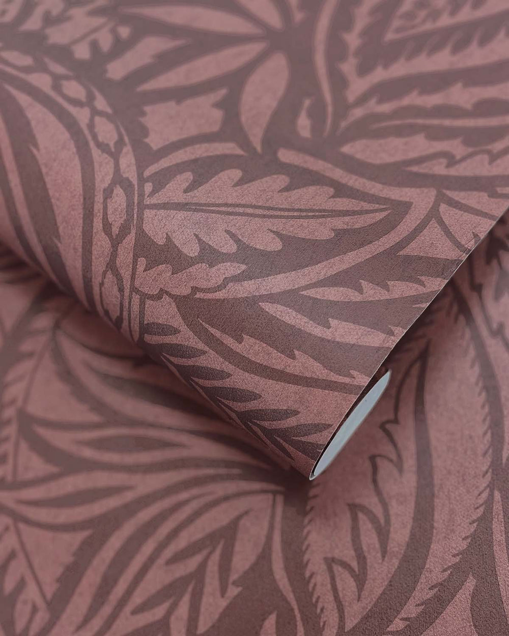 Maroon Paisley Leaves Wallpaper R10667