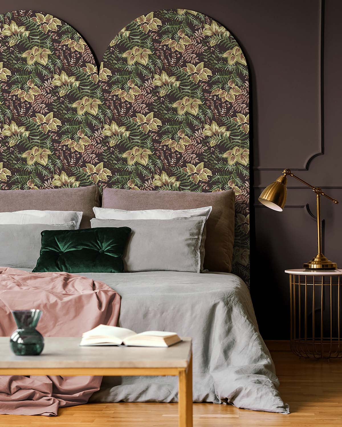 Charcoal Hand Painted Foliage Wallpaper R10681