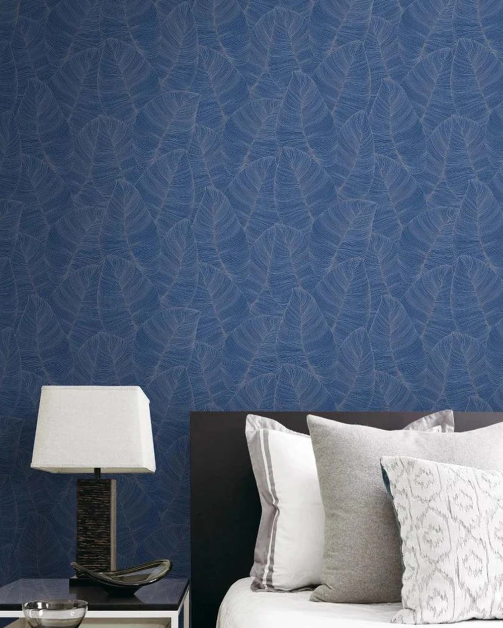 Blue Fine Line Leaves Abstract Wallpaper R6295