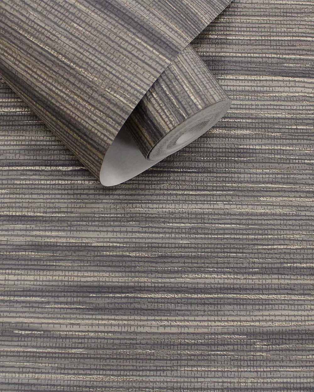 Charcoal Plain Grasscloth-like Textured Metallic Wallpaper R7621