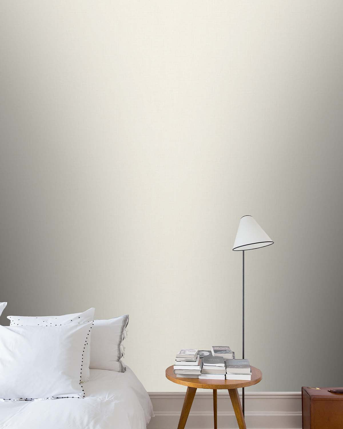 White Plain Textured Wallpaper R7938