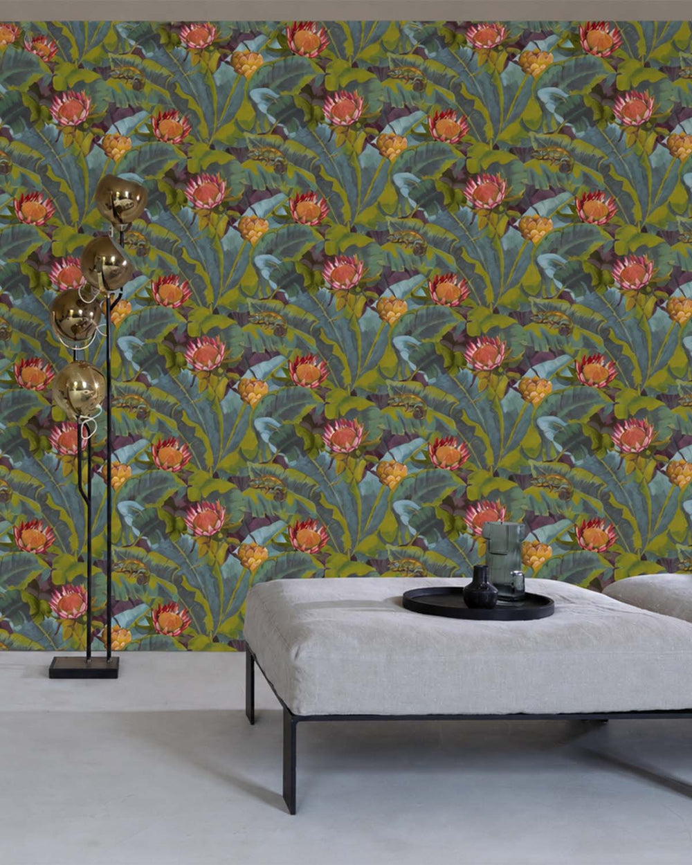 Dark Green Wildlife Tropical Wallpaper R8145