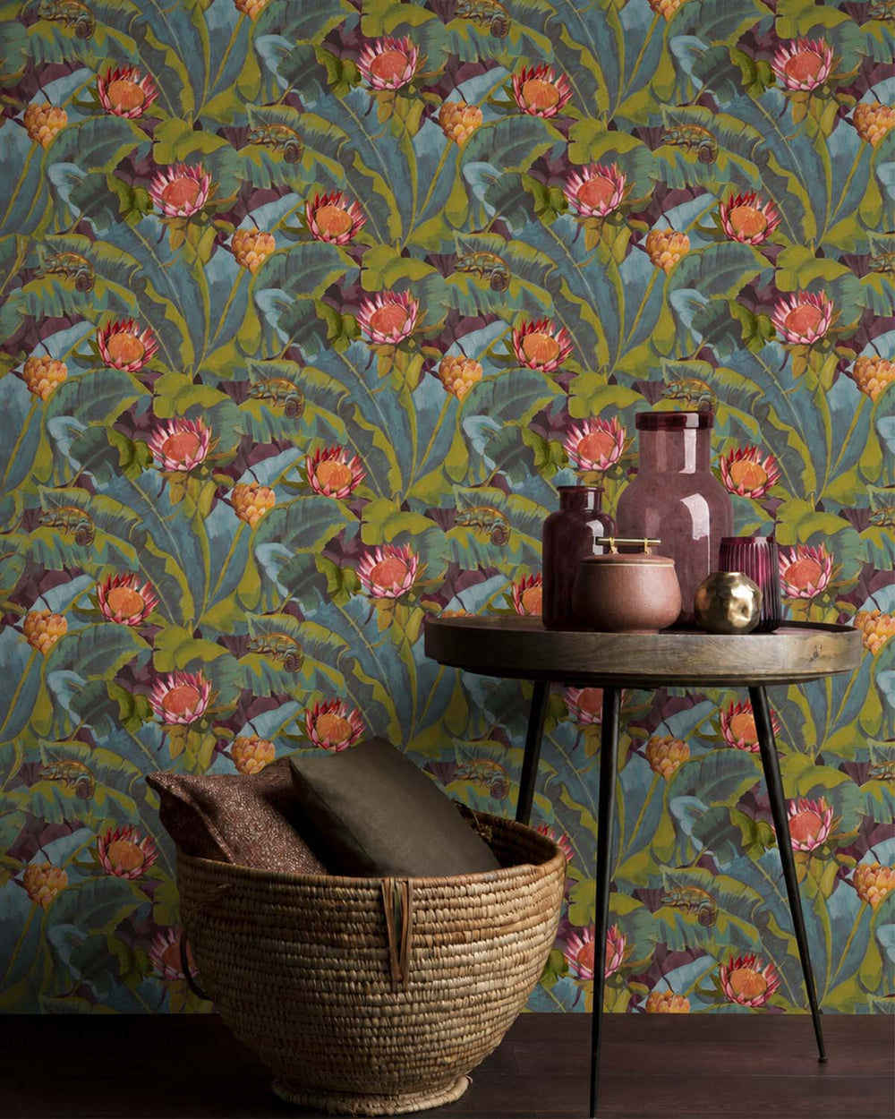 Dark Green Wildlife Tropical Wallpaper R8145