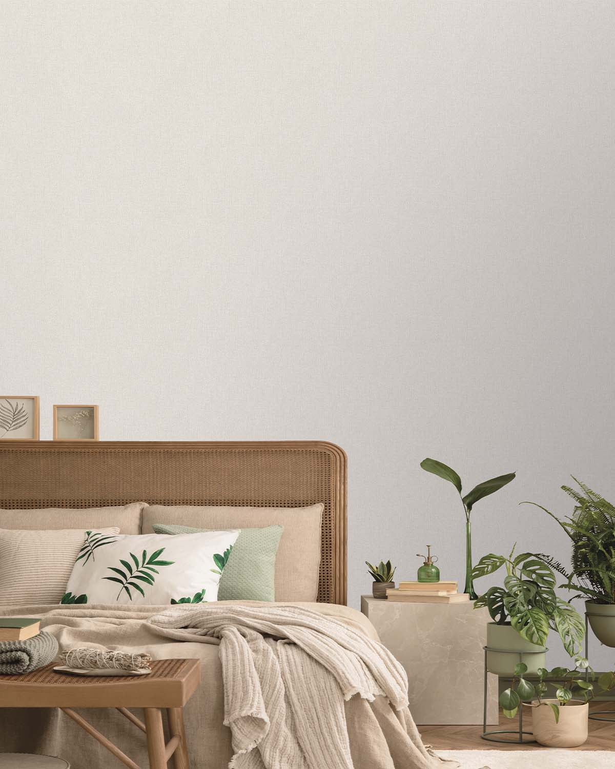 White Plain Fabric Like Textured Wallpaper R8159