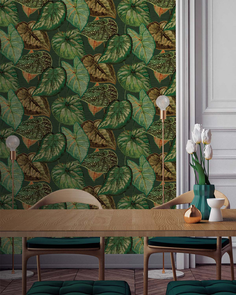 Green Bold Tropical Leaves R8237