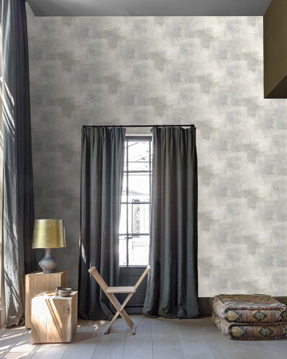 White Plain Concrete Textured Wallpaper R8393