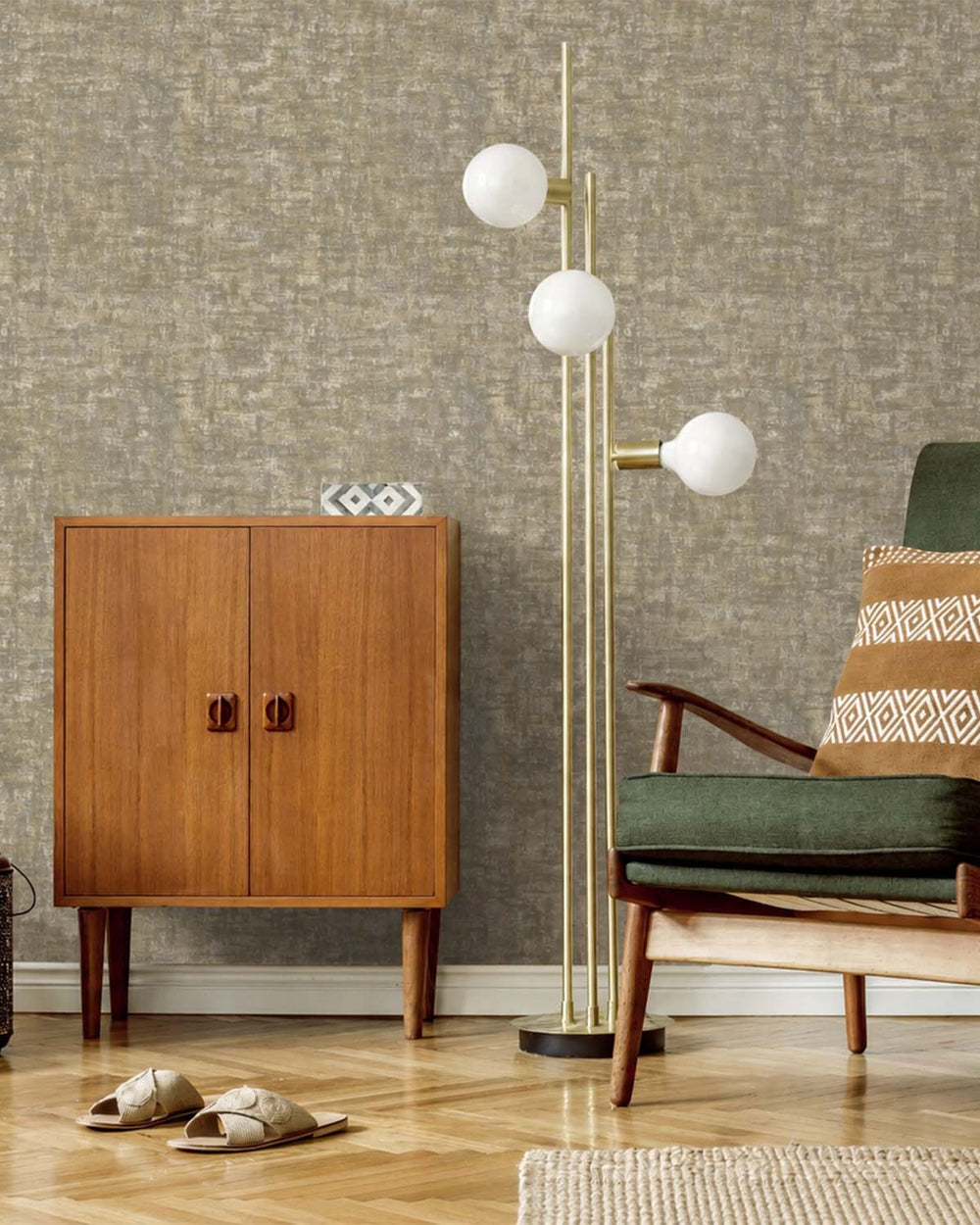 Taupe & Gold Beaded Metallic Plain Textured Wallpaper R8434
