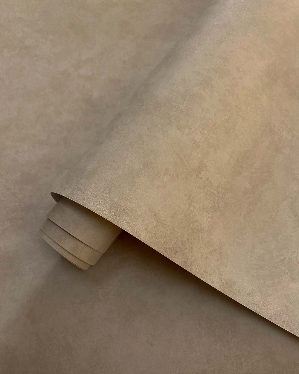 Taupe Cloudy Like Plain Textured Wallpaper R8984