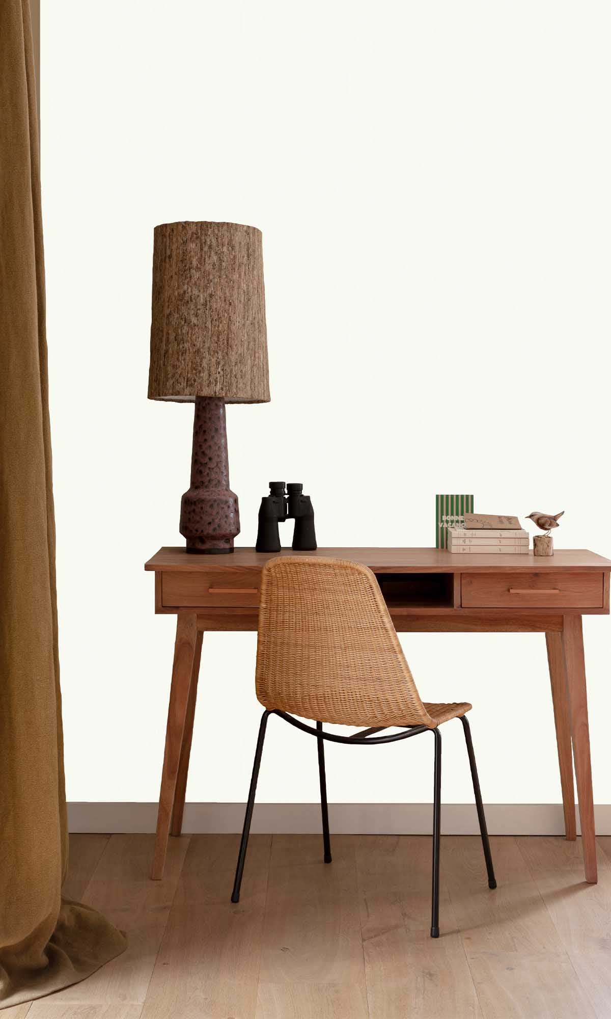 White Plain Textured Wallpaper R9227