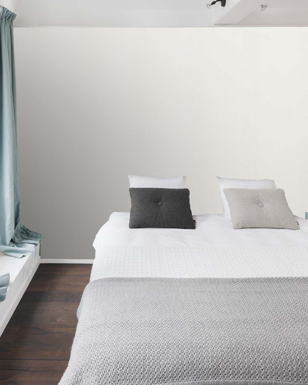 White Faux Plain Textured Wallpaper R9274