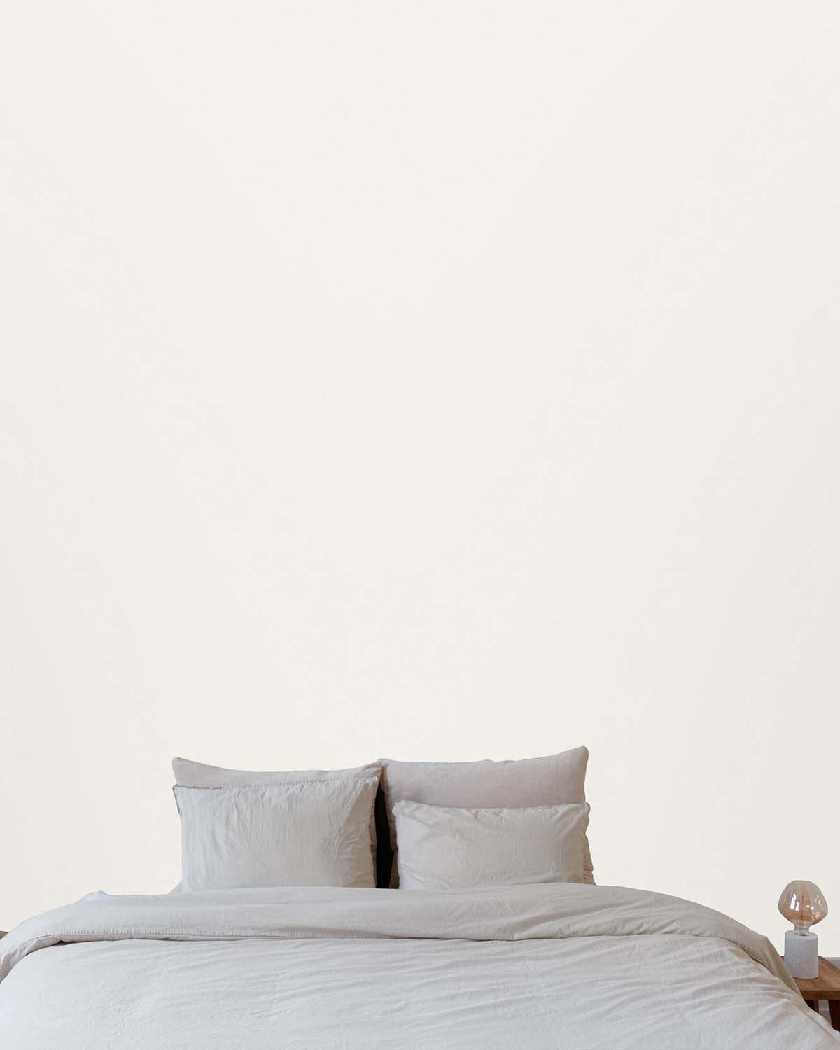 White Concrete Plain Wallpaper R9341