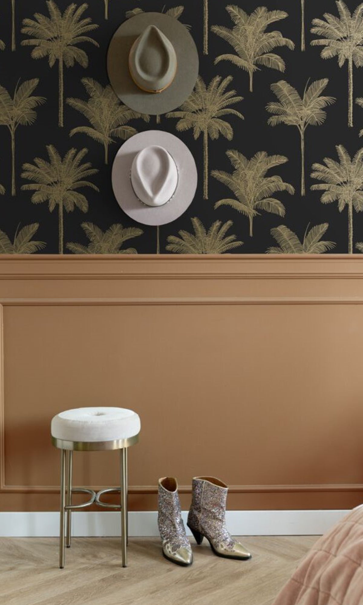 tropical palm wallpaper, palm leaf wallpaper, tropical leaf wallpaper, palm wallpaper, palm leaves wallpaper, wallpaper for accent wall, aesthetic palm tree wallpaper, palm trees aesthetic, banana leaf background, banana leaf wallpaper, banana leaf wallcovering, tree wallpaper for walls, leaf background wallpaper, palm greenery,  palm leaf background, palm leaf outline, palm leaf pattern, palm trees wallpaper, 

