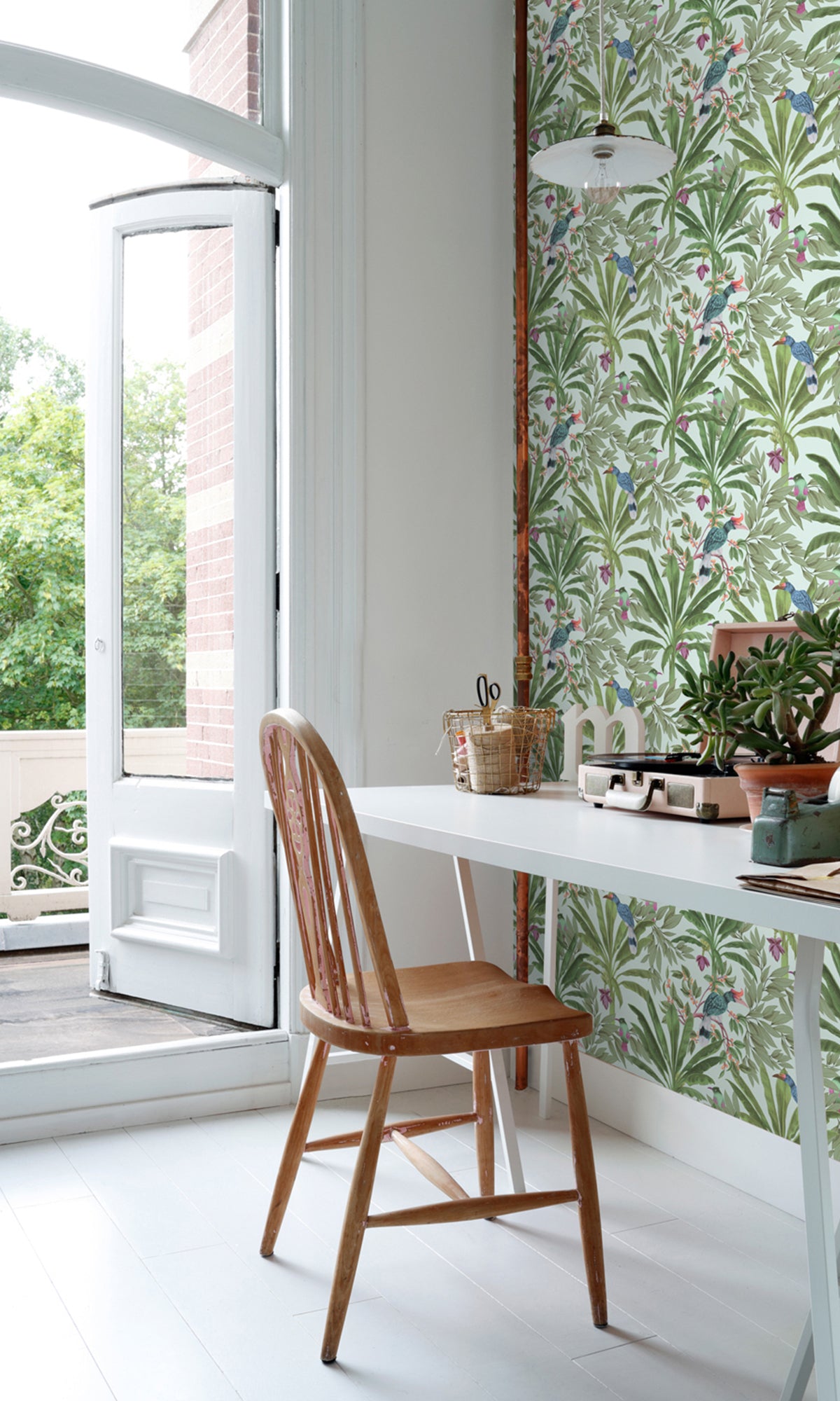 Mint and Jungle Green Tropical Jungle Leaves Wallpaper R9395