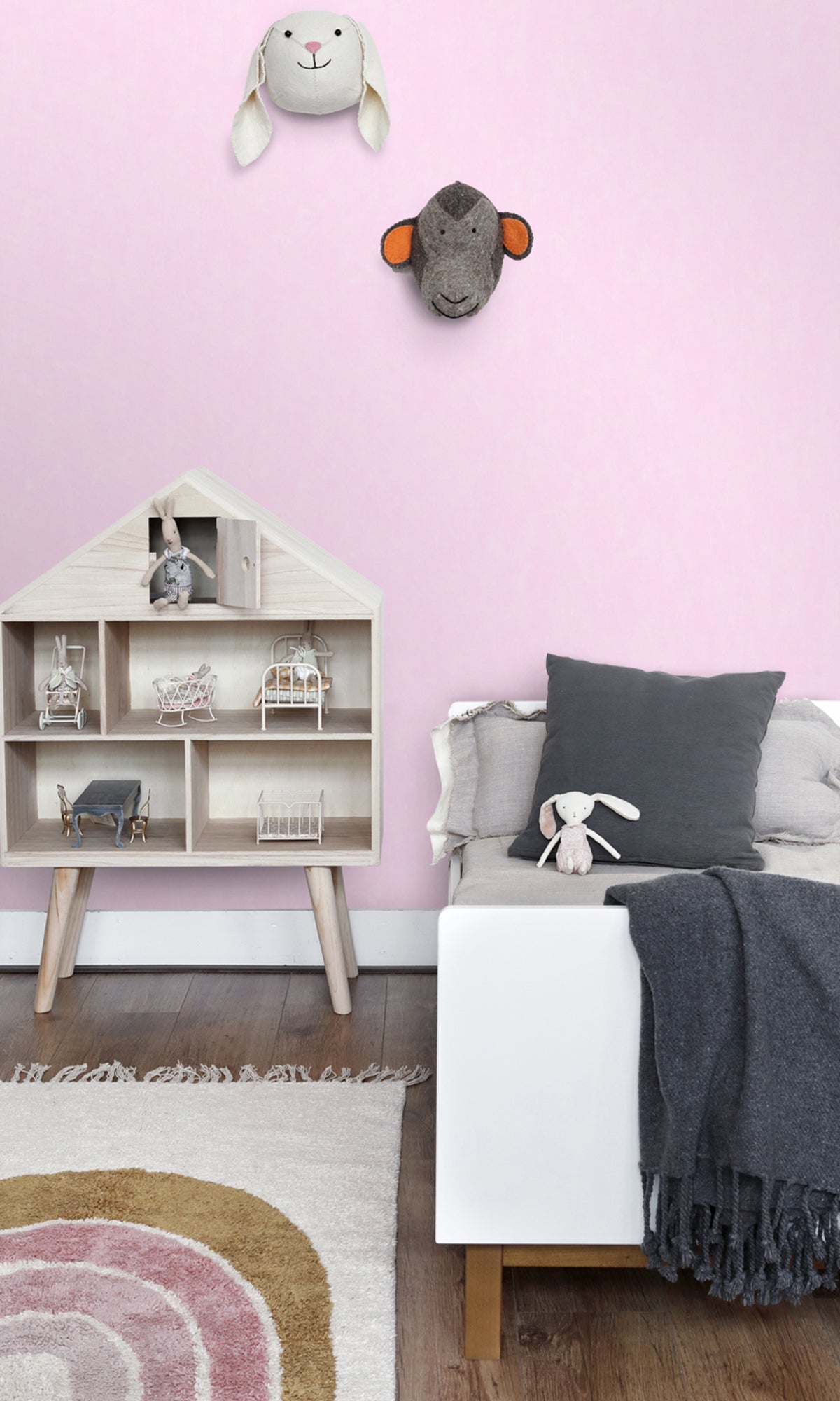 Pink Plain With Painterly Effect Wallpaper R9410