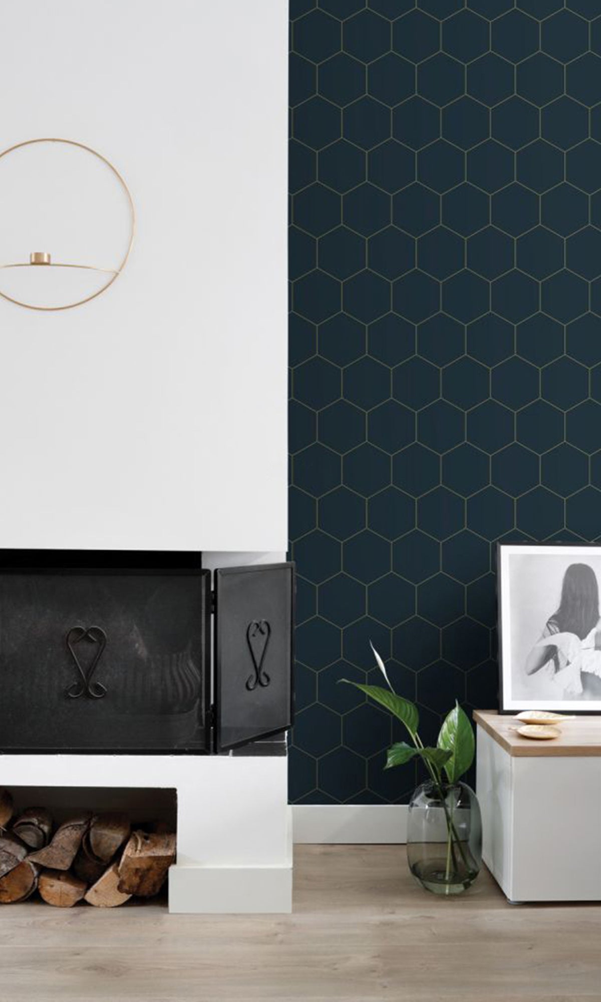 Dark Blue and Gold Art Deco Honeycomb Wallpaper R9440