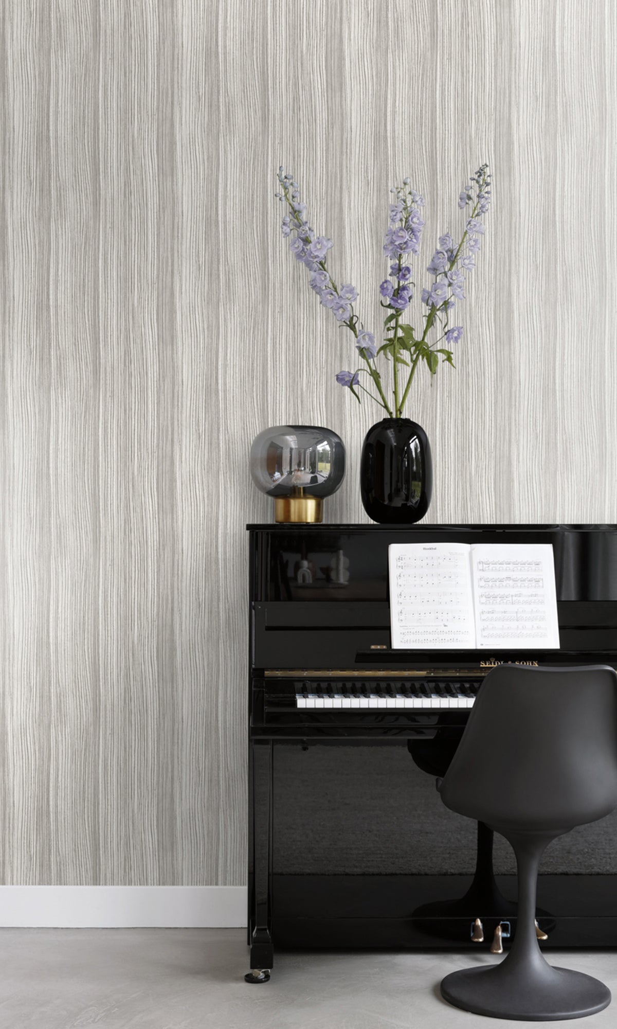 Light Brown Urban Funky Stripes Wallpaper R9450