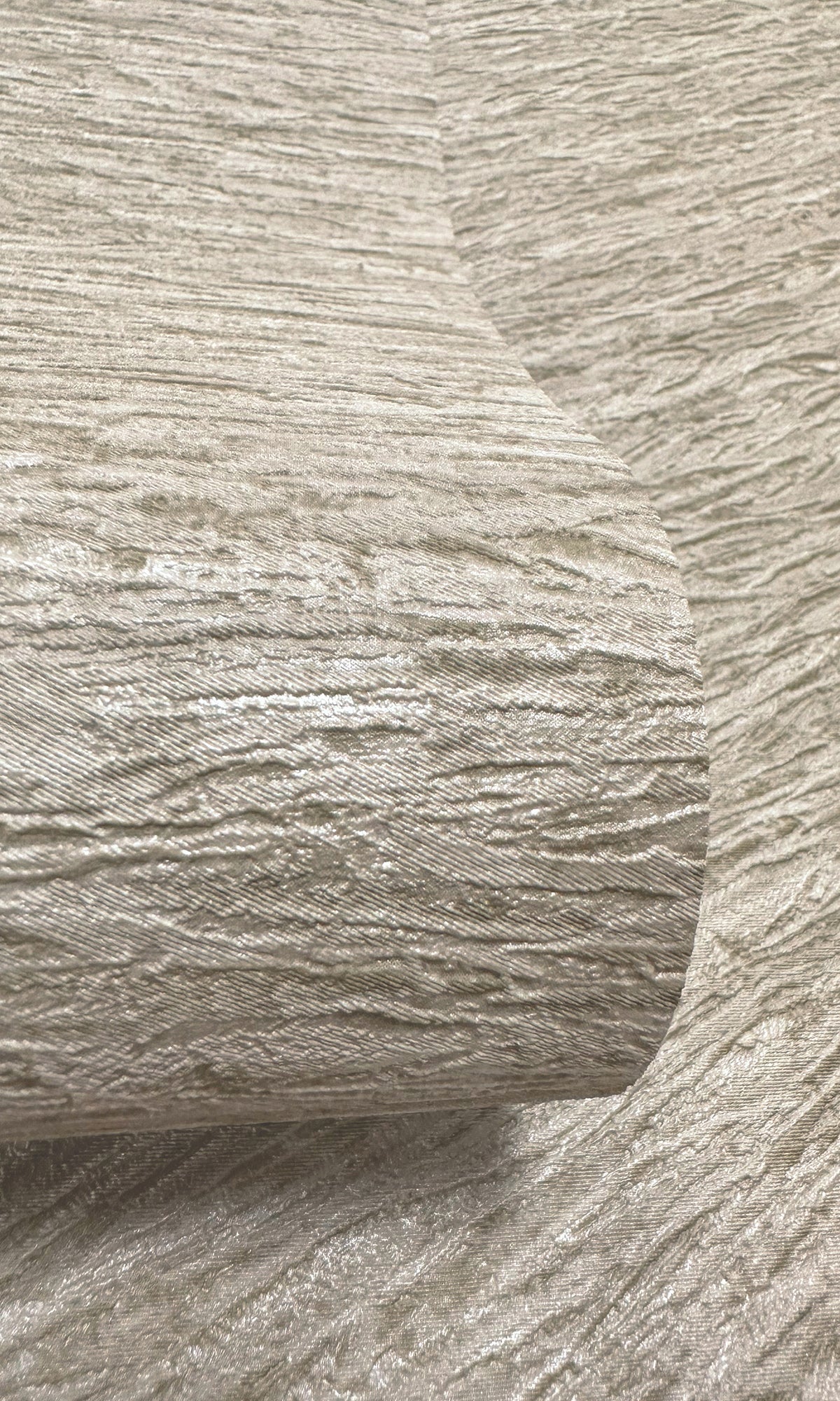 beige wallpaper, abstract wallpaper, water ripple effect wallpaper, horizontal water ripple print wallpaper, Timeless elegance, Eleganza Wallpaper Collection, Eleganza Collection, Can be used for commercial spaces, Paper Substrate, New Arrivals, Paste the Paper, Scrubbable, Good Lightfastness, Peelable, Interior designers‚Äô choice, Bedroom Wallpaper, Living Room Wallpaper, Hallway Wallpaper, Dining Room Wallpaper, Children's Room Wallpaper, Study Room Wallpaper, Home Office Wallpaper, Powder Room Wallpaper