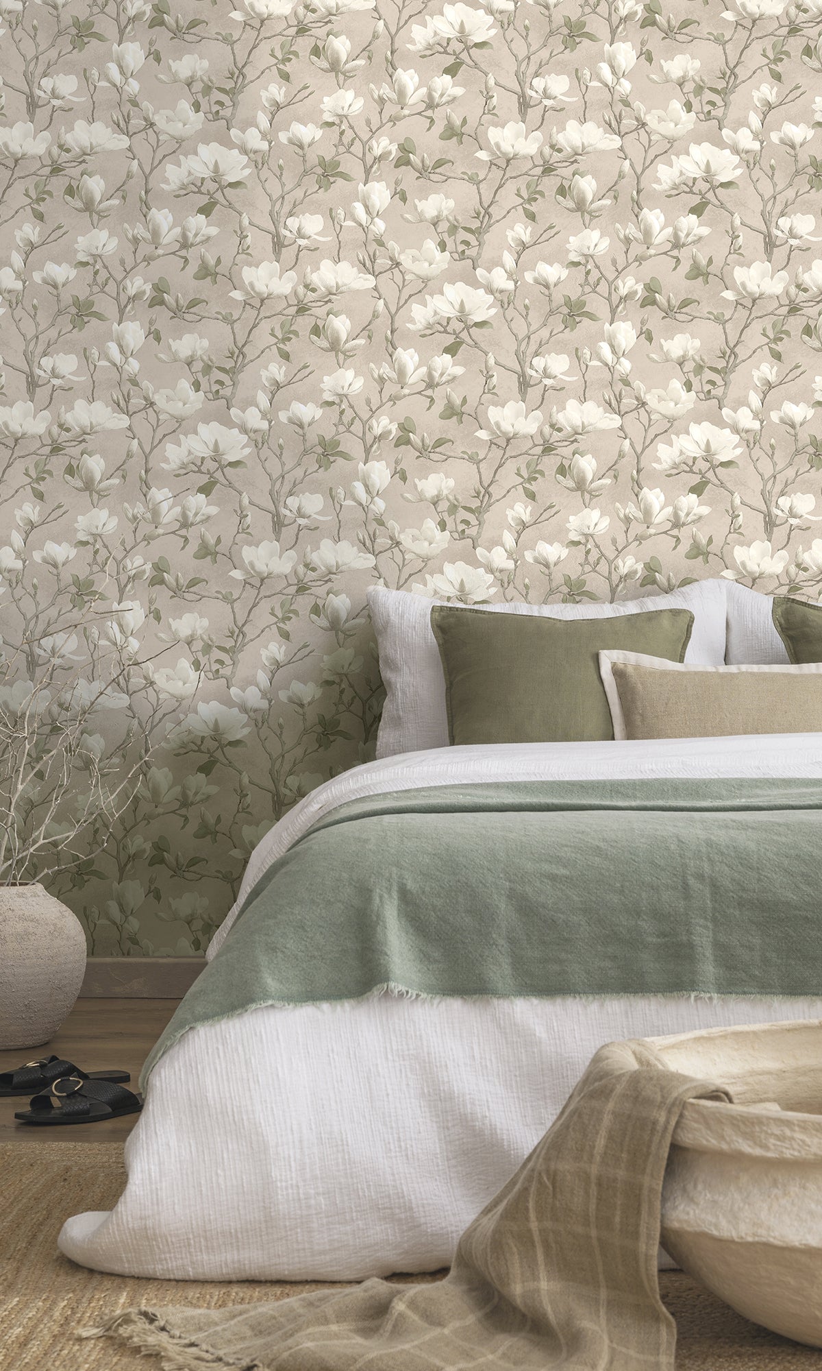 pink wallpaper,floral wallpaper, magnolia print wallpaper, magnolia flowers wallpaper, magnolia trails wallpaper, Timeless elegance, Eleganza Wallpaper Collection, Eleganza Collection, Can be used for commercial spaces, Paper Substrate, New Arrivals, Paste the Paper, Scrubbable, Good Lightfastness, Peelable, Interior designers‚Äö√Ñ√¥ choice, Bedroom Wallpaper, Living Room Wallpaper, Hallway Wallpaper, Dining Room Wallpaper, Trend 2025, 2025 wallpaper trends, wallpaper trend 2025, trending 2025 wallpapers
