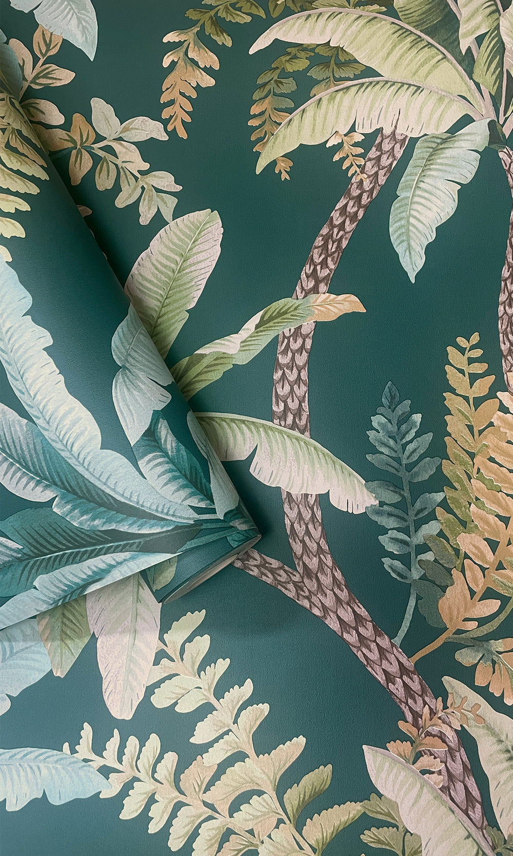 Teal Serene Tropical Oasis Wallpaper R9603